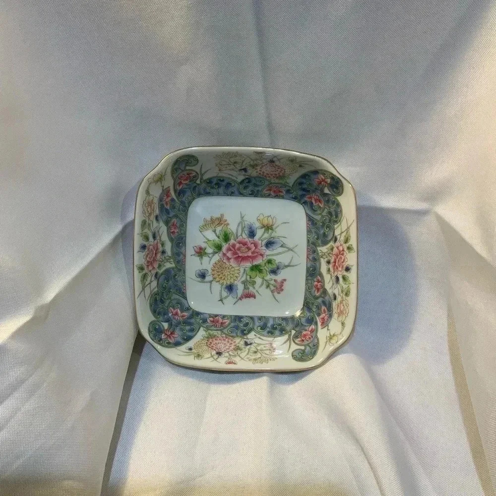 Laudel Expressly Bambergers Floral Dish